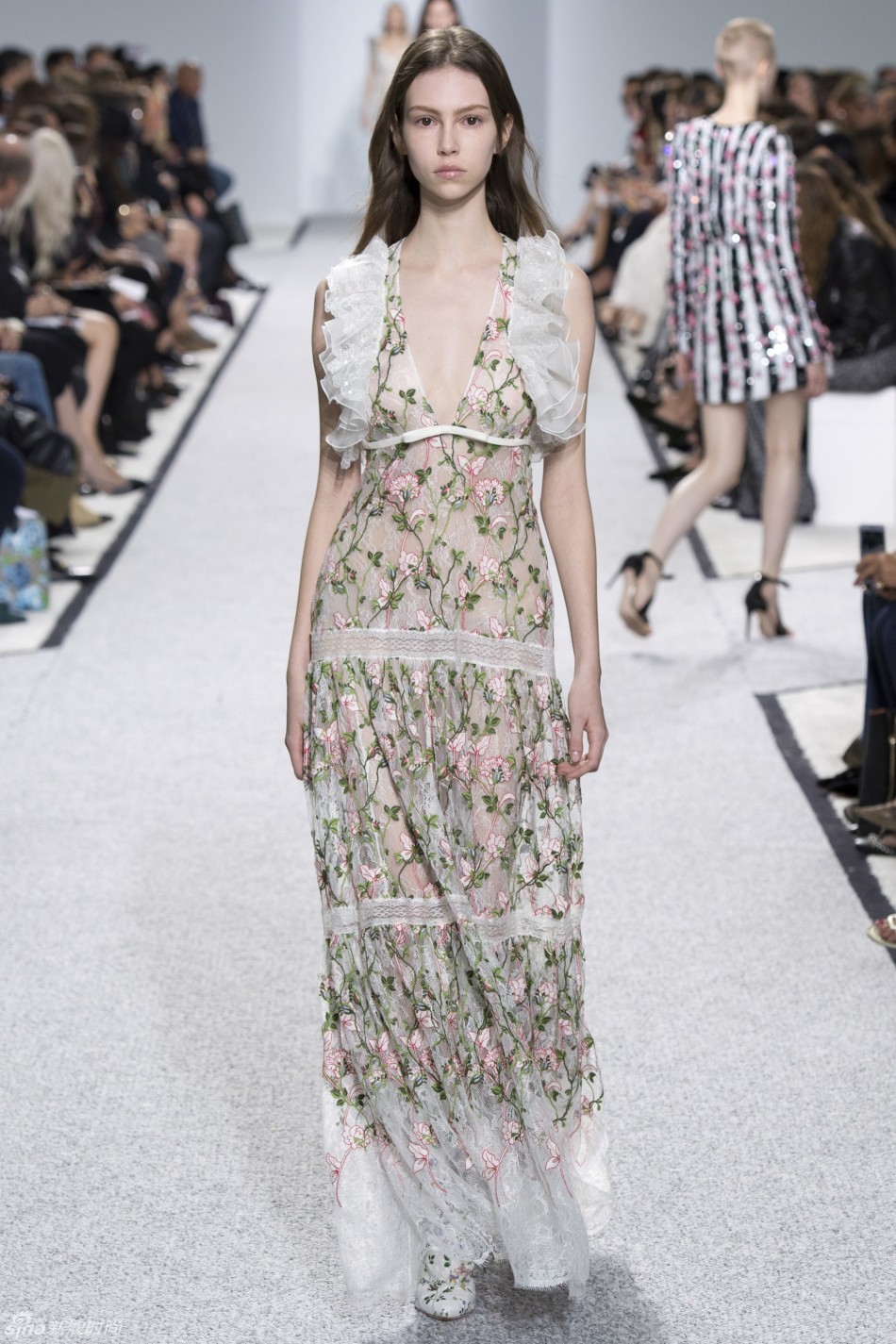 Giambattista Valli 2017春夏系列(38) 第38页