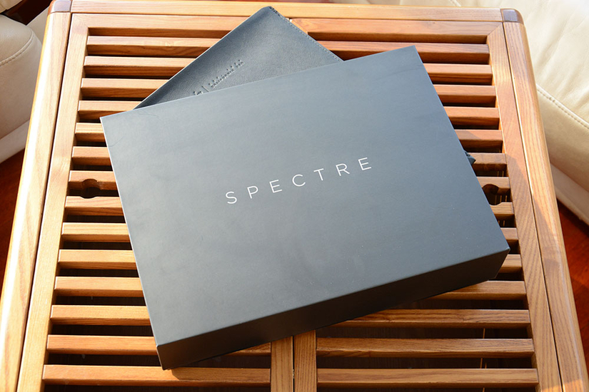 最美360翻转变形 惠普Spectre x360开箱 第1页