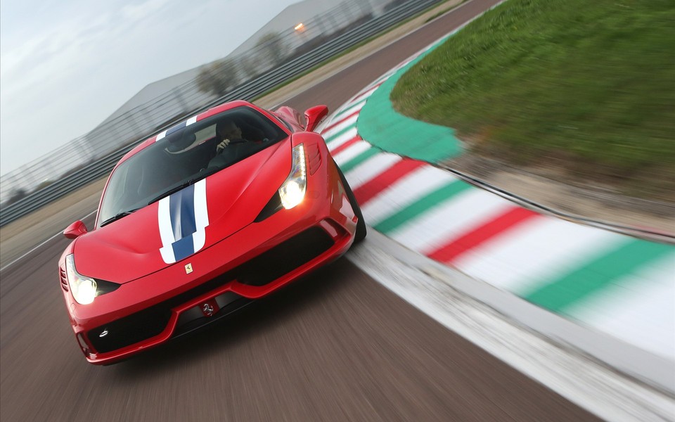 Ferrari 法拉利 458 Speciale 2014壁纸(8) 第8页