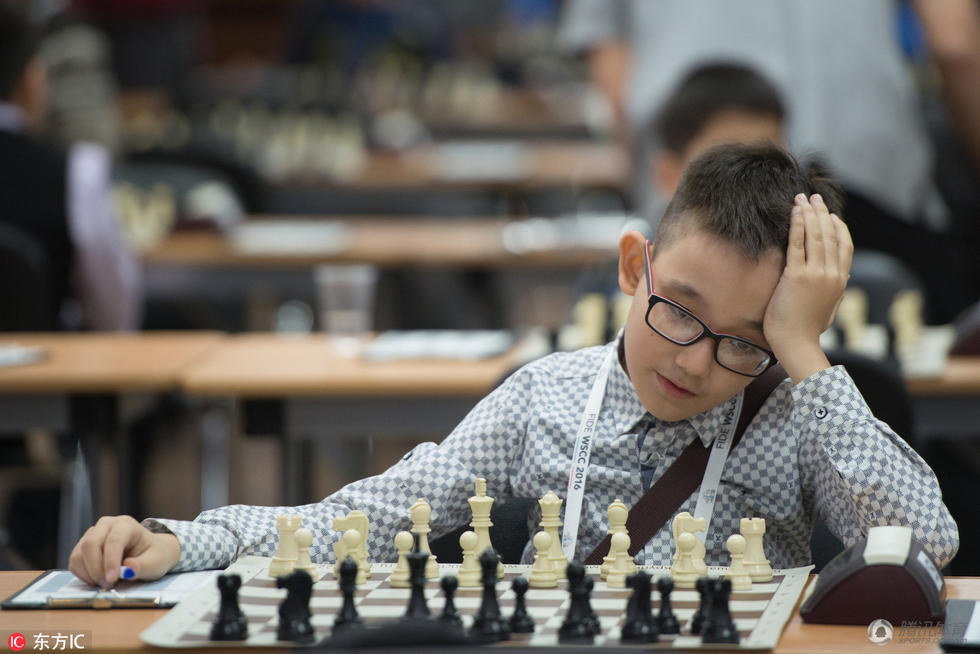 高清：世界学校象棋锦标赛进行 场上全是表情帝(5) 第5页