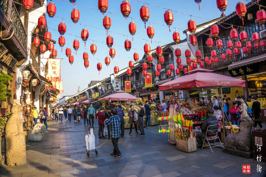 河坊街是杭州古都风俗民情的集中再现