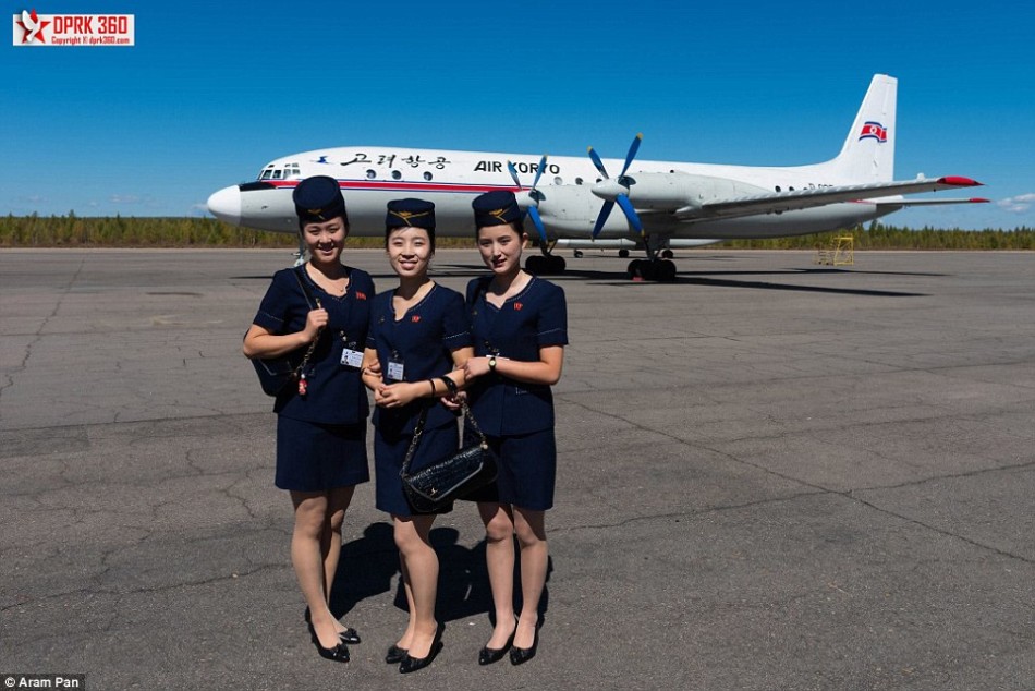 探秘朝鲜航空：老旧客机空姐清纯 第1页