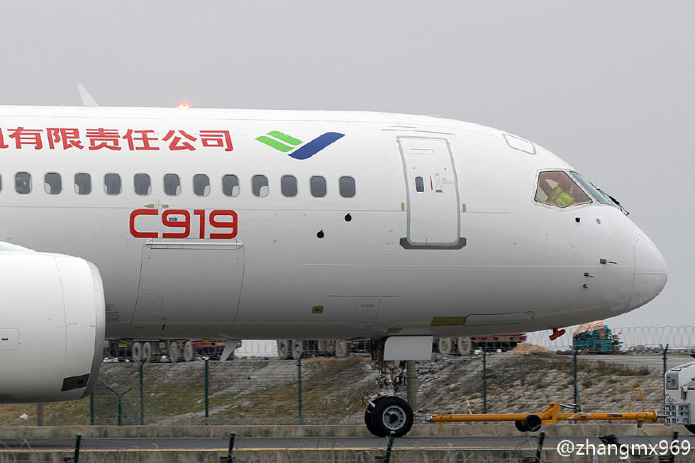 组图：C919进行低速滑跑测试(4) 第4页