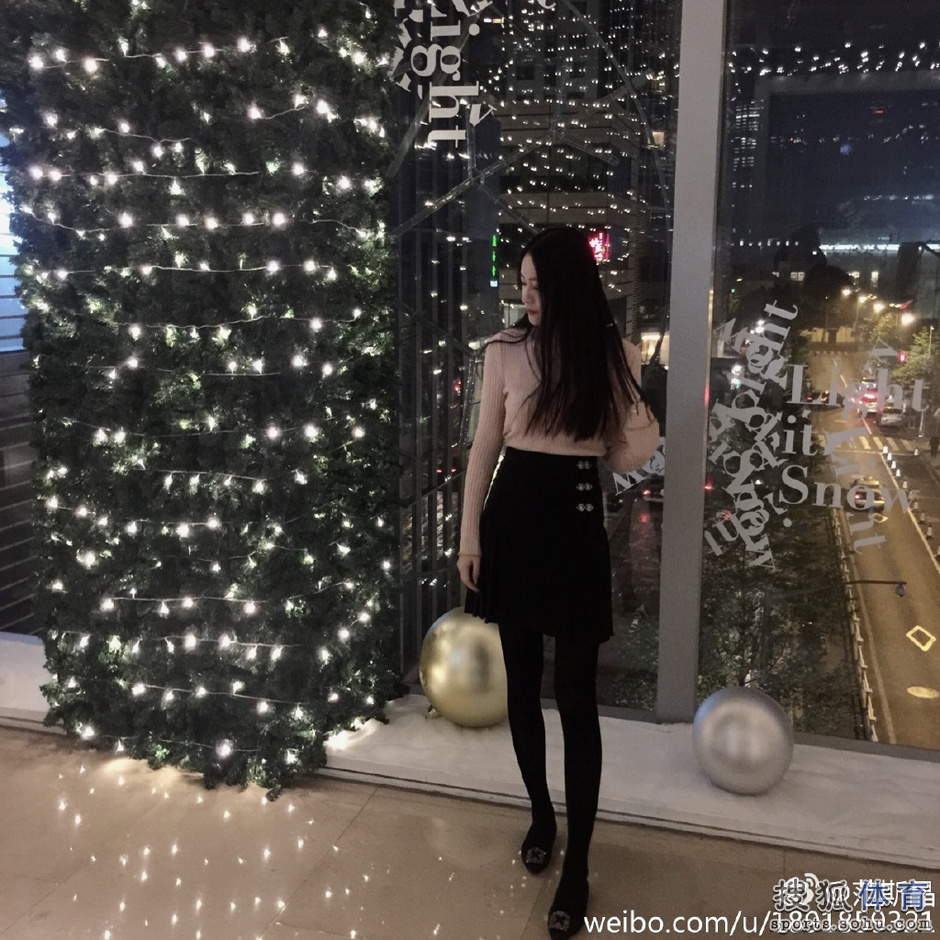 温馨！范志毅两女儿同框 姐姐对妹妹超呵护(图)(8) 第8页