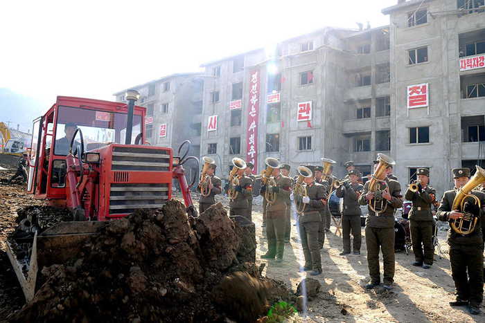 灾害面前打“胜仗”，朝鲜人民用行动保卫家园！(10) 第10页