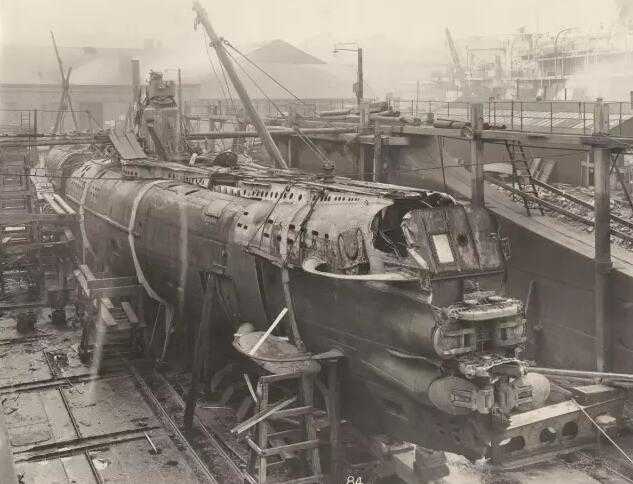 100年前的德国U艇，内部构造复杂无比令人叹服！ 第1页