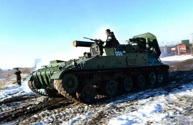 俄2s4式"郁金香",史上最大自行迫击炮,杀伤力很强!
