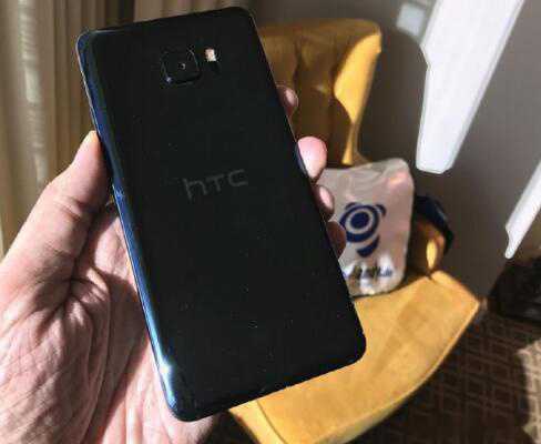 HTC新机谍照曝光 网友竟然说更三星的note7很像(4) 第4页