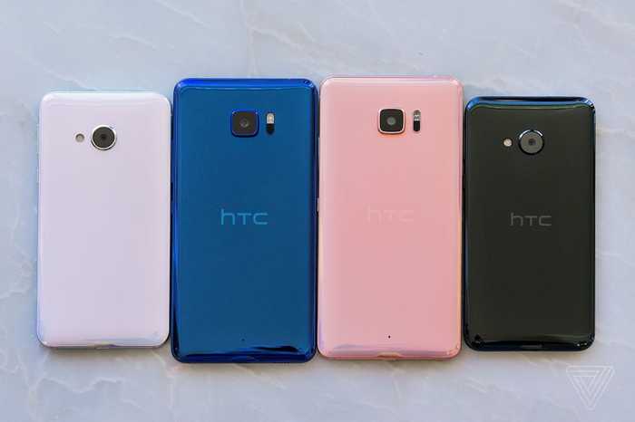 HTC U Ultra/U Play图赏：宝石蓝美爆了 第1页