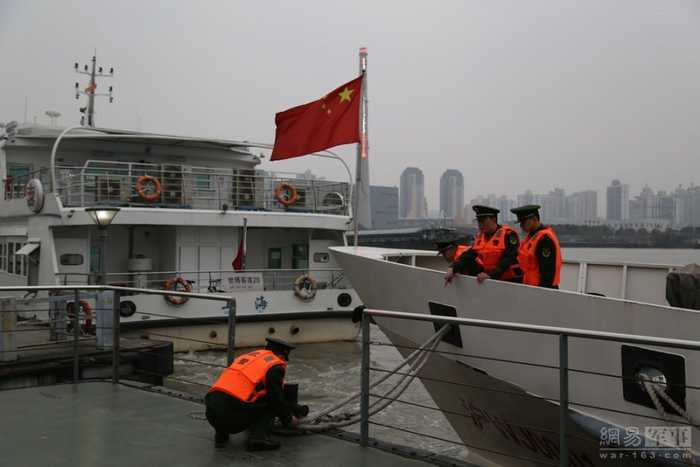 黄浦江边的忠诚卫士：“水上蛟龙”护浦江(14) 第14页