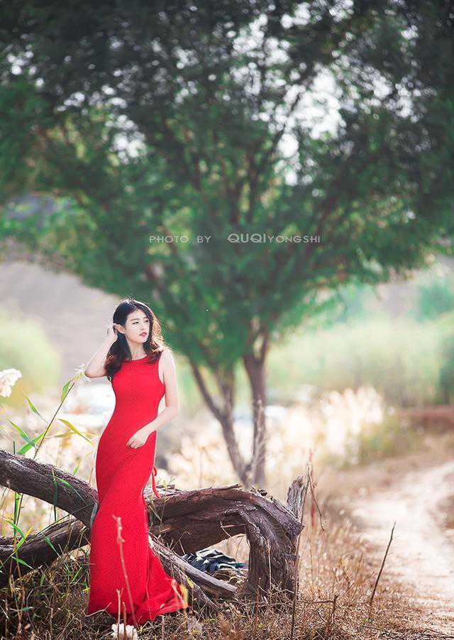 芦苇丛中的长裙红衣，这个季节最美的女子(6) 第6页