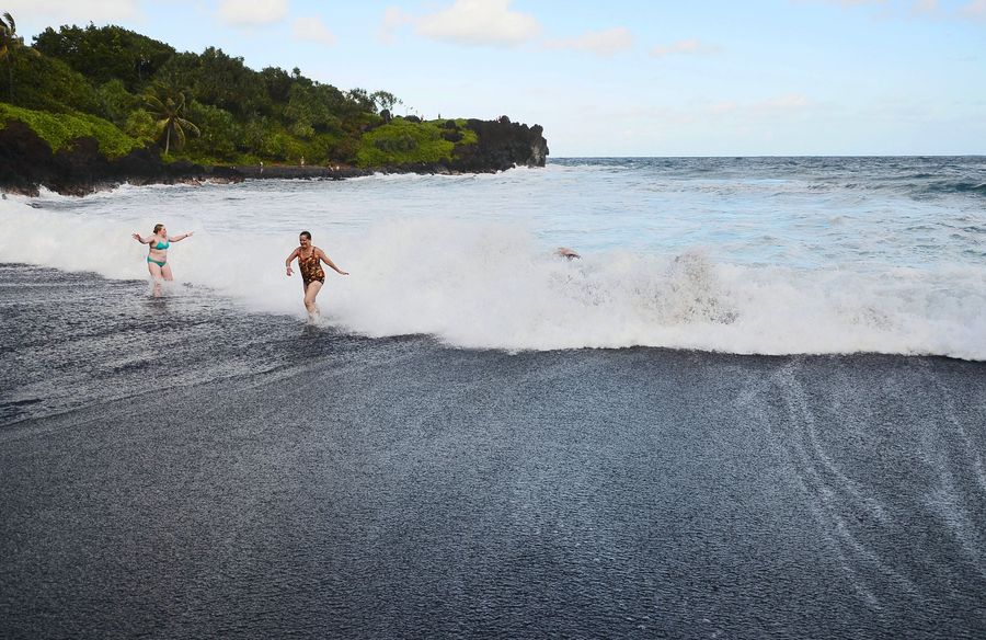 Black Sand Beach 黑沙滩(15) 第15页