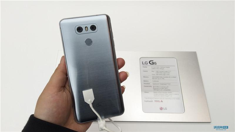 18:9显示屏镜头不突出 LG G6展会现场上手(15) 第15页