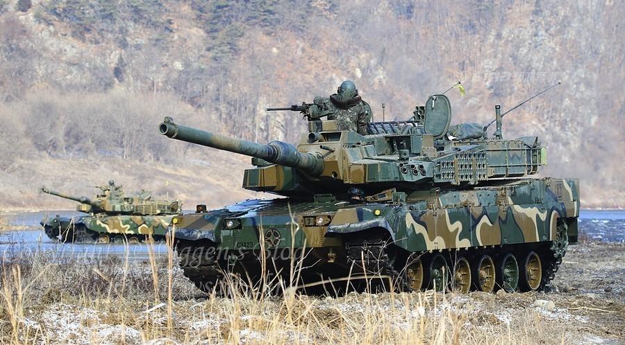 军力那么强还要萨德干嘛？韩国大批K2坦克集结(15) 第15页