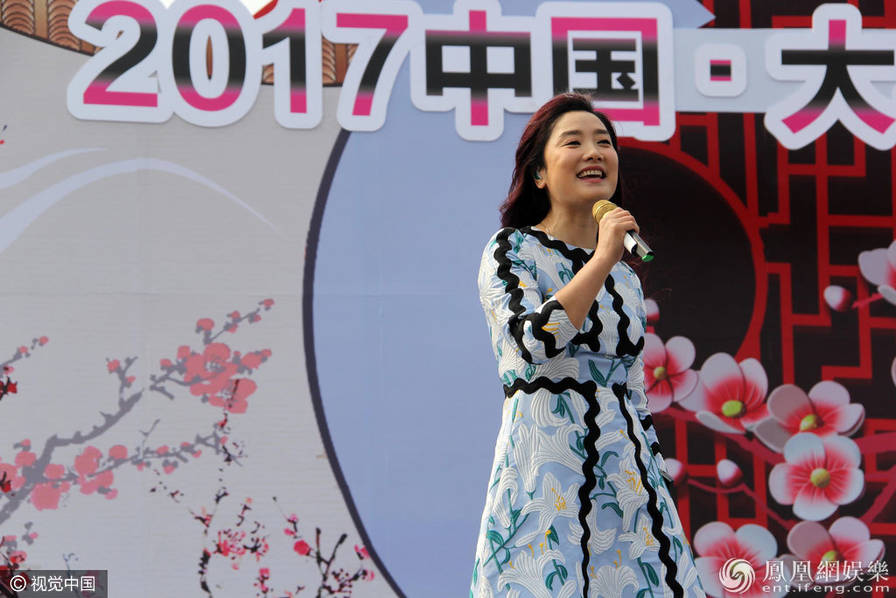 不会得罪摄影师了吧？玲花上台表演被拍成这样…… 第1页