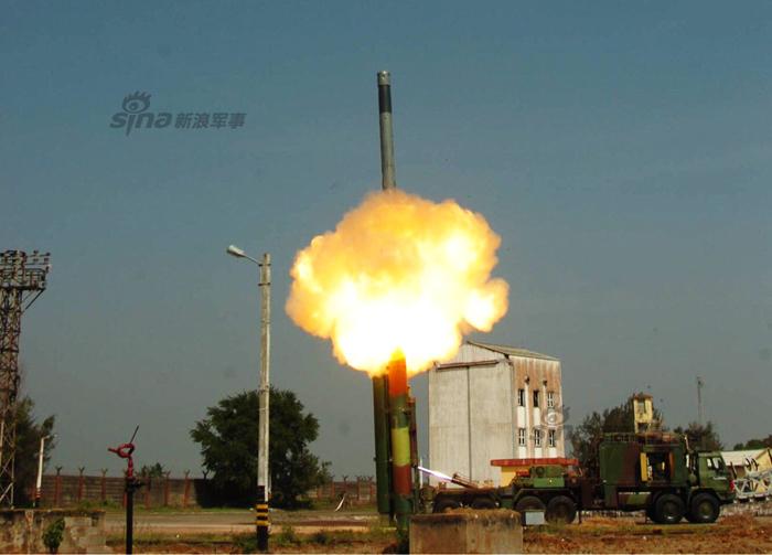 印度发射布拉莫斯巡航导弹 叫嚣部署藏南对抗华 第1页