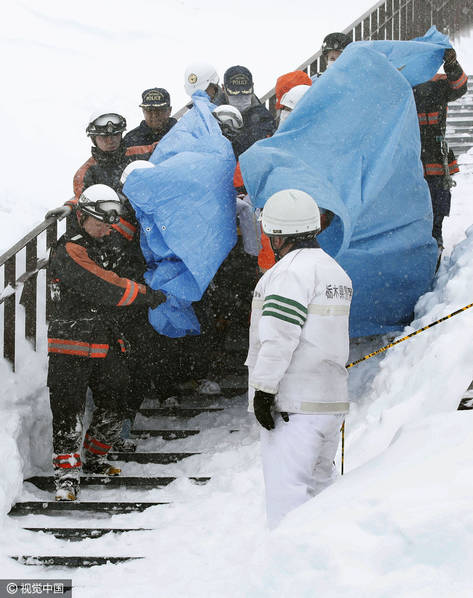 日本滑雪场雪崩 已致8名高中生死亡 第1页