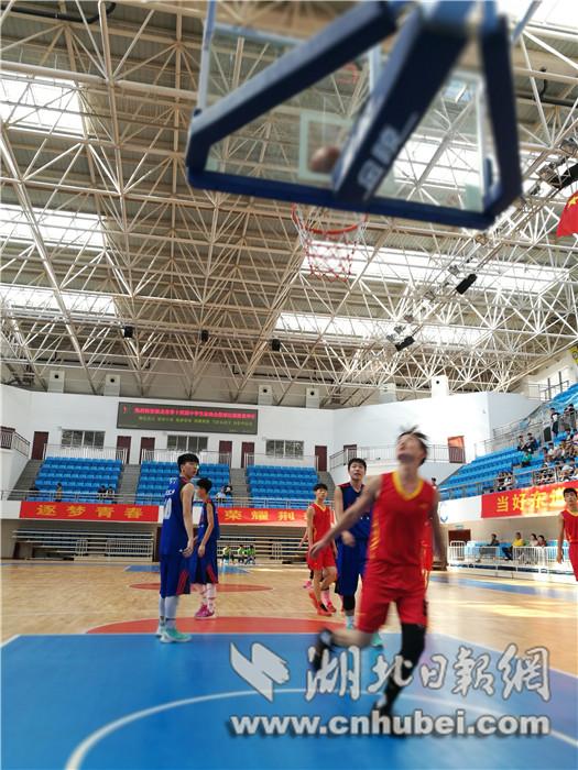 湖北省第十四届中学生运动会男子篮球举行 第1页