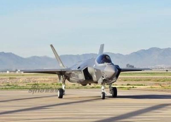 日本首位F-35飞行员真容曝光：美国将培训三批(7) 第7页