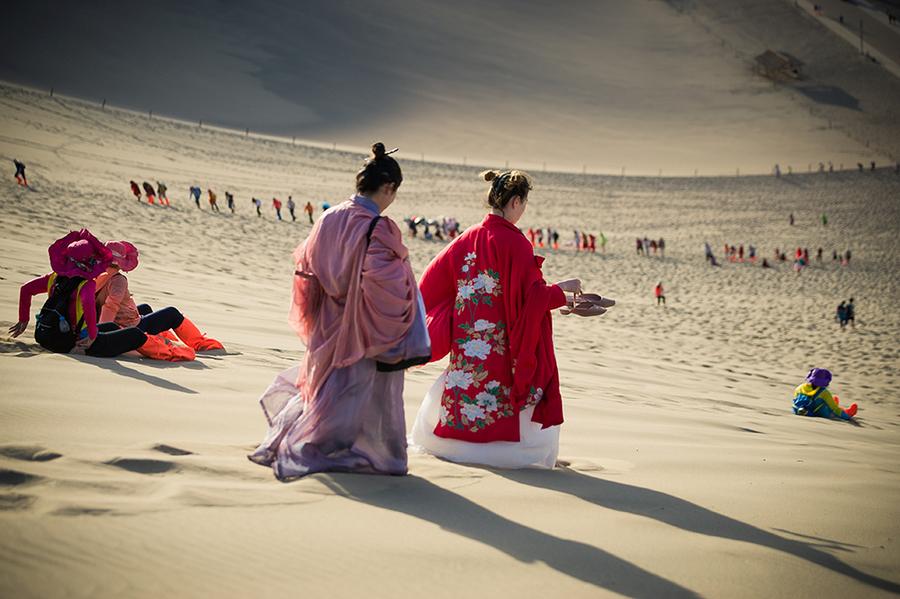 摄影师带着一堆美女重走丝绸之路，嘉峪关、祁连草原、鸣沙山，还有各种美食（未完持续更新中）(39) 第39页