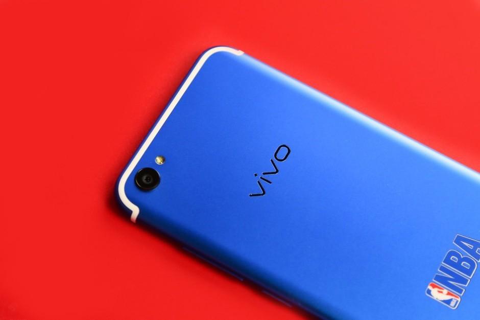 爱篮球 vivo Xplay6库里版与X9 NBA版赏(15) 第15页