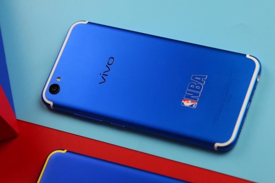 爱篮球 vivo Xplay6库里版与X9 NBA版赏(7) 第7页