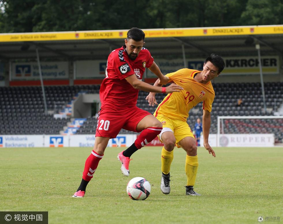 U20国足不敌德丙球队 孙继海邵佳一督军(6) 第6页