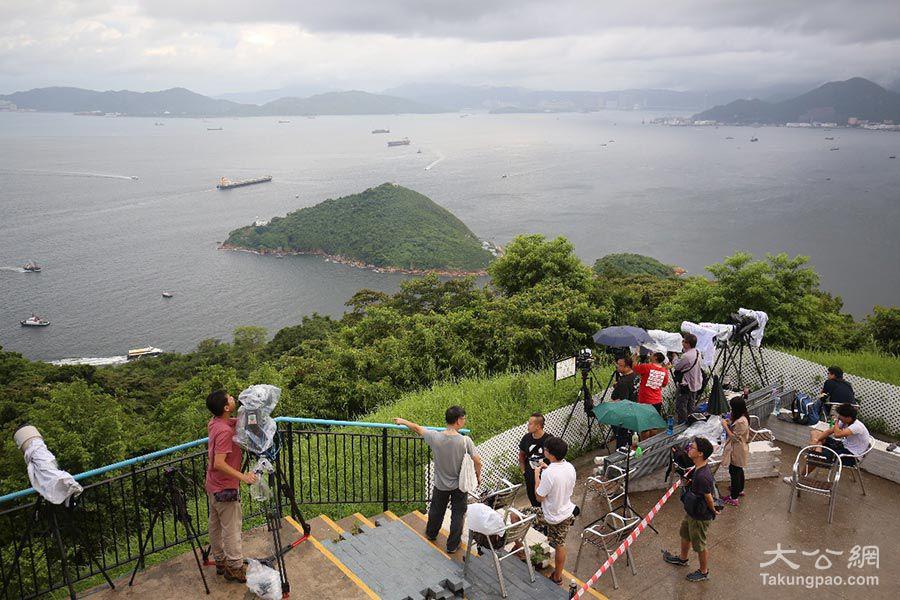 港媒视角：辽宁舰首度抵港(20) 第20页