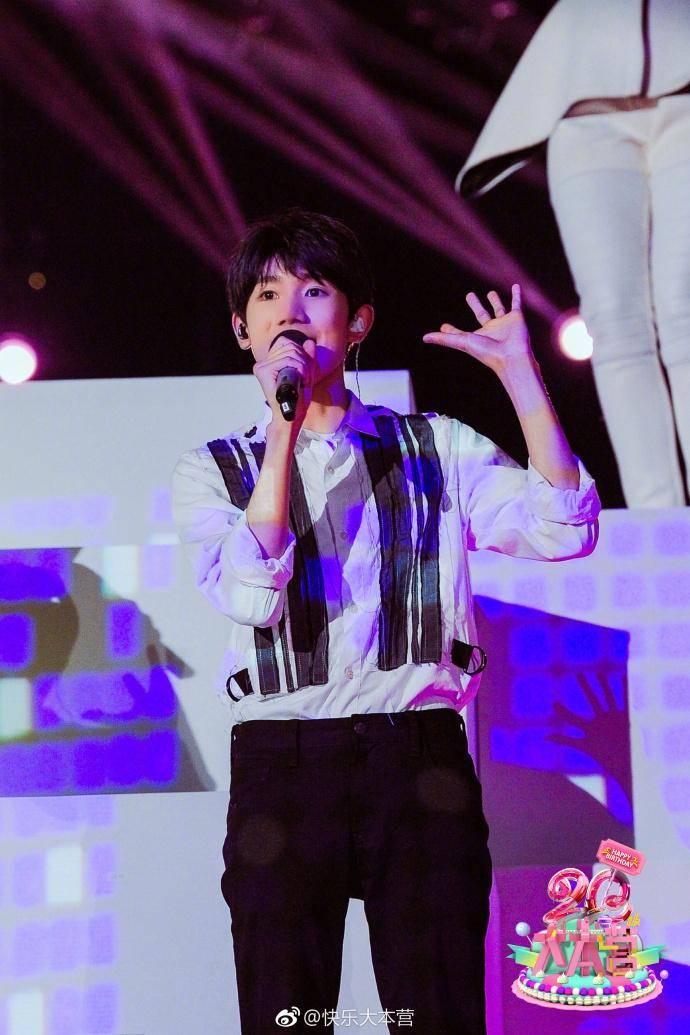 组图：那群小子真帅！TFBOYS合体快本唱新歌(4) 第4页