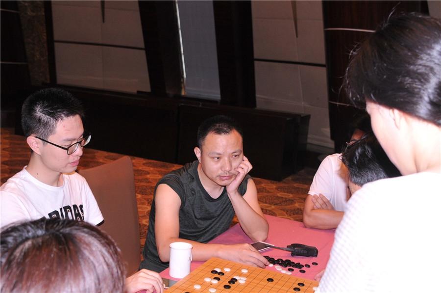 围棋之乡联赛激战第2日 7队争2个出线名额(5) 第5页