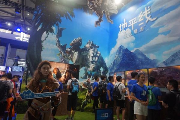 ChinaJoy2017：大长腿、游戏、VR你想看的都在这(2) 第2页