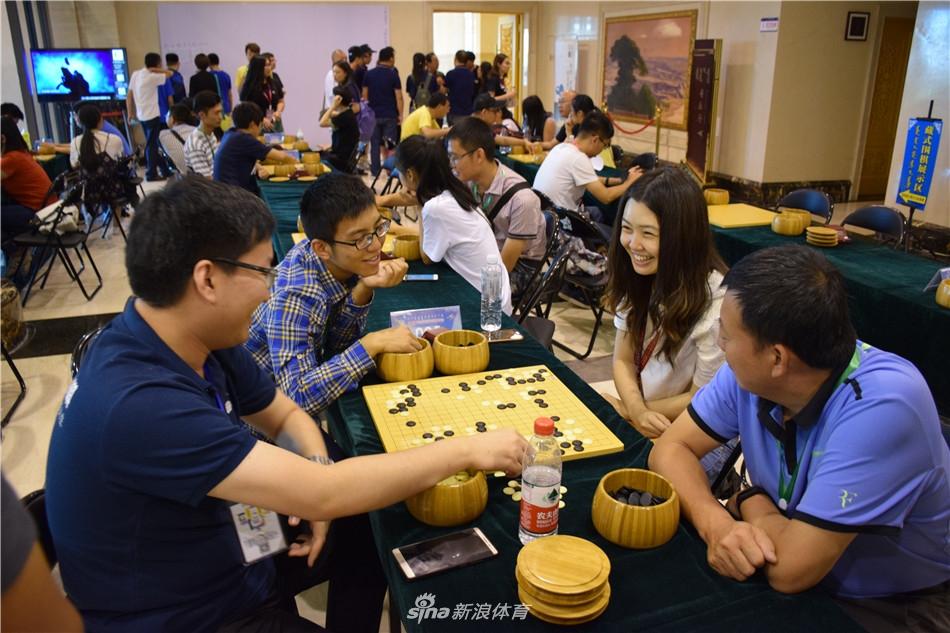 围棋大会嘉年华第2日 混双赛火热开打(10) 第10页