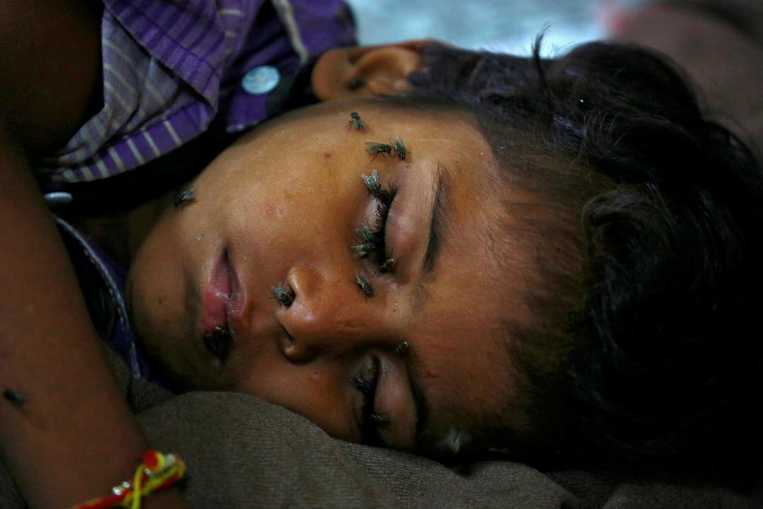 印度医院一周内70名儿童死亡 病童身上插满导管