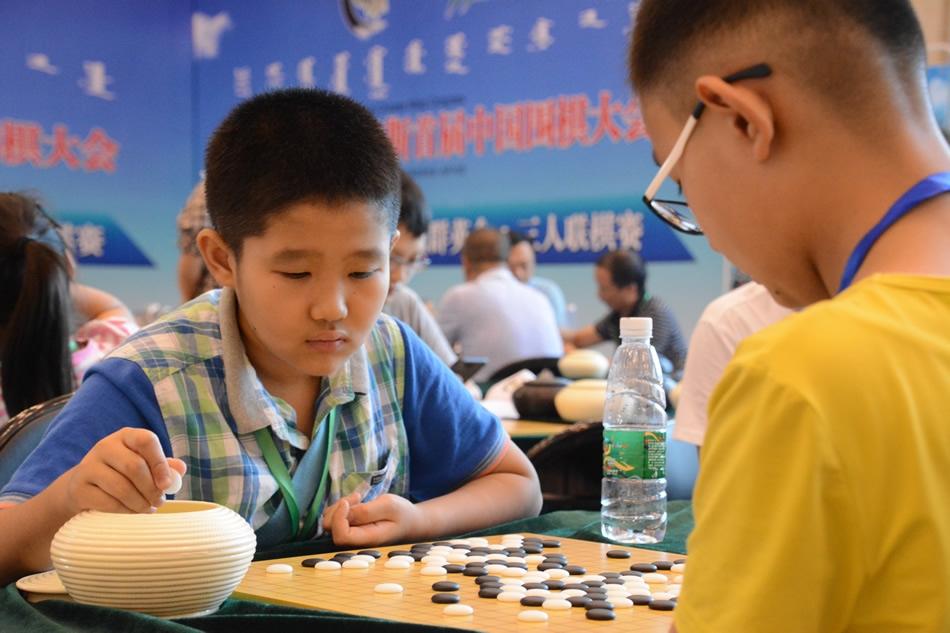 中国围棋大会此间少年 棋盘边的娃娃们(11) 第11页