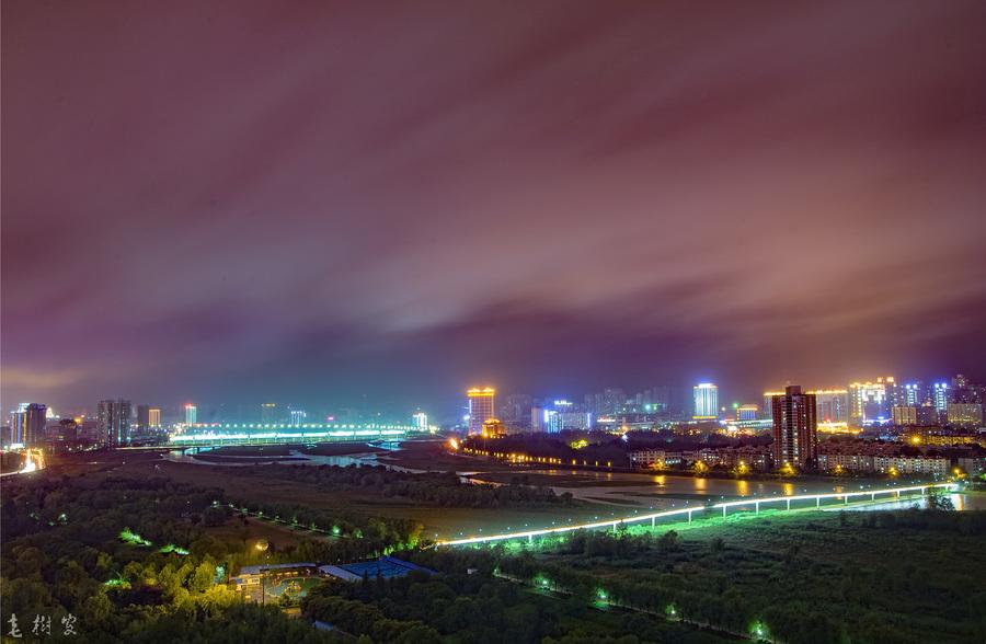 雨夜夜景(2) 第2页