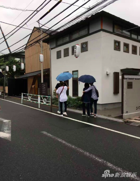 林更新王丽坤同游日本 赵又廷高圆圆夫妇同行(图)(2) 第2页