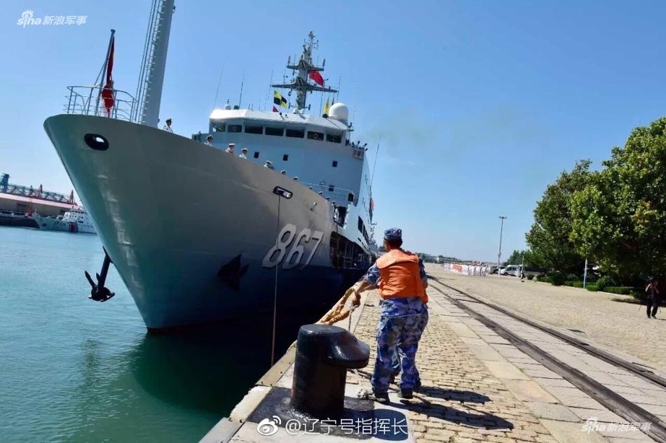 中国海军舰艇穿对马海峡进日本海 遭日舰跟踪监视(13) 第13页