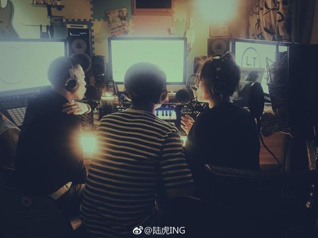 王栎鑫张远陆虎似要合作新曲 网友：苏醒快来！ 第1页