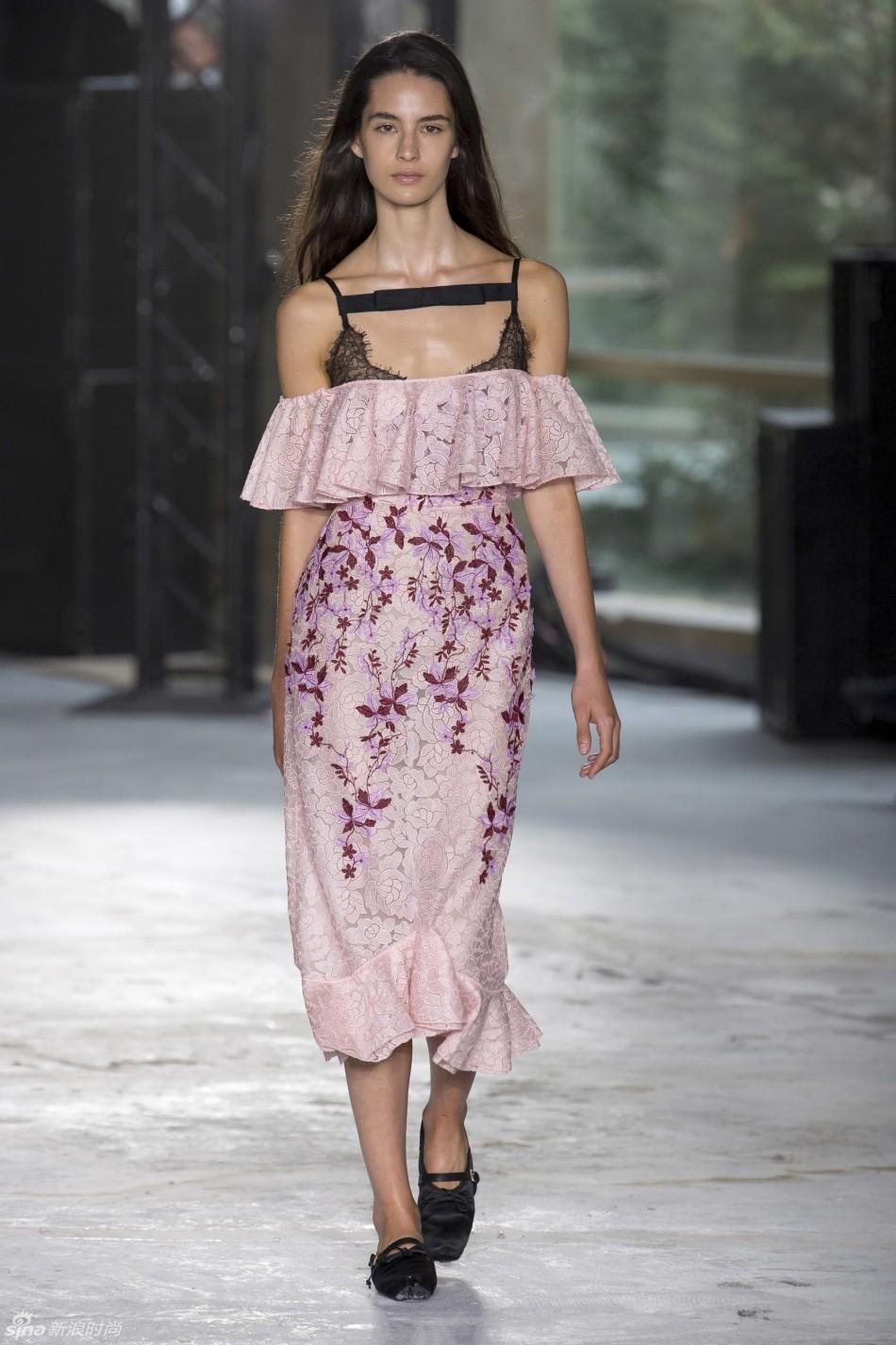 Giambattista Valli 2018春夏系列(28) 第28页