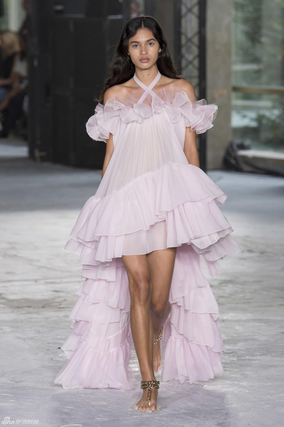 Giambattista Valli 2018春夏系列(43) 第43页