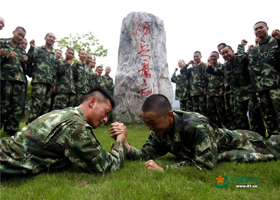 这片“景区”真好玩 新兵都说棒棒哒(10) 第10页