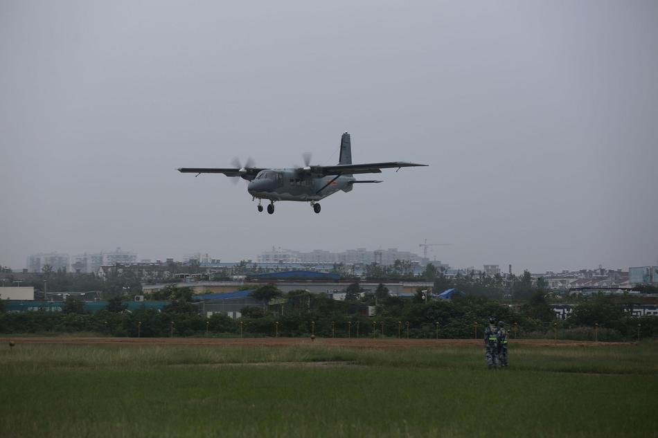 这涂装！中国空军运12运输机机首雷达曝光(7) 第7页