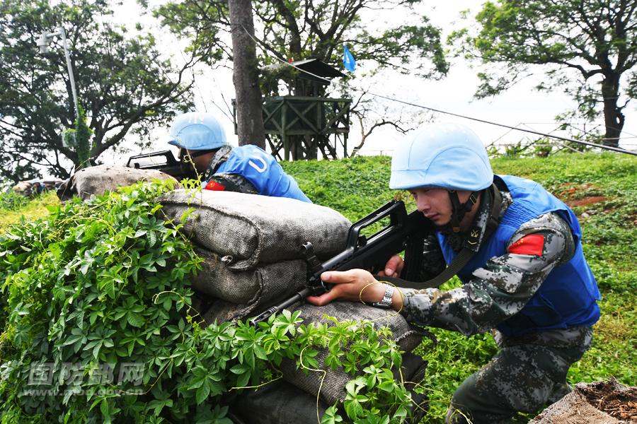 维和工兵防卫演练模拟战场环境(2) 第2页