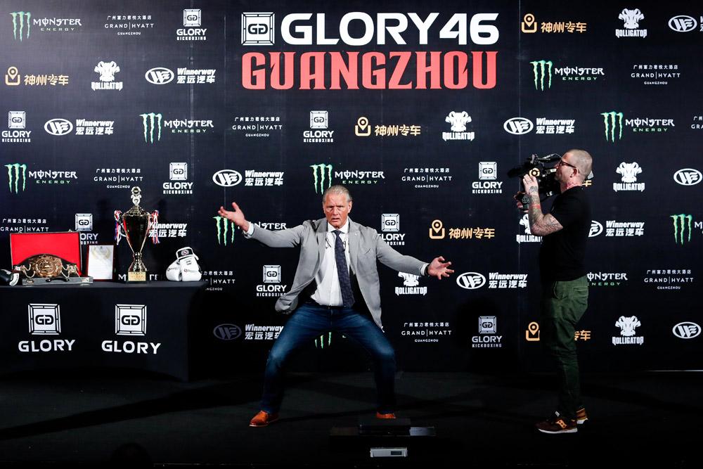 GLORY46荣耀格斗广州站称重(2) 第2页