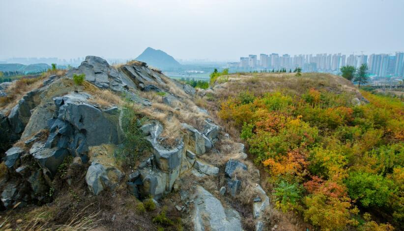 韵致有势的卧牛山风景图片 第1页