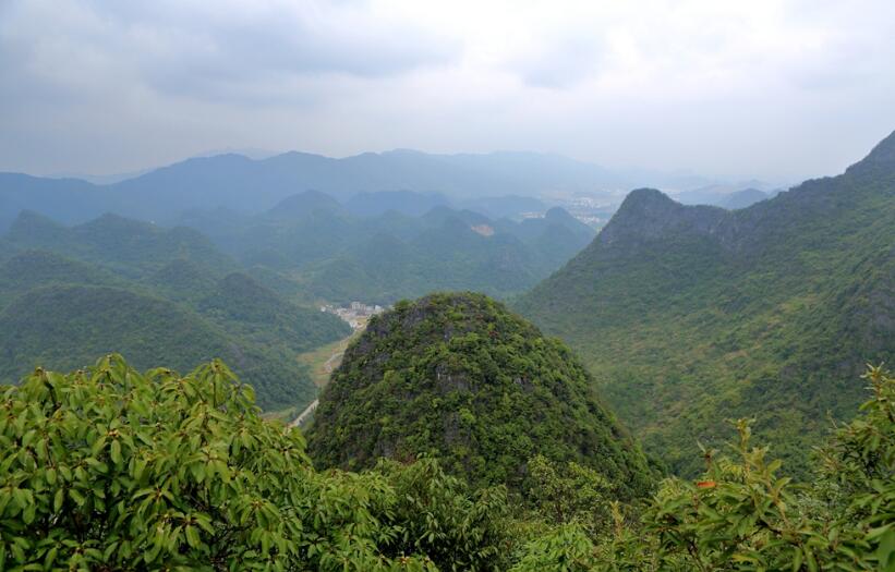 九嶷山娥皇峰壮观风光图片(2) 第2页