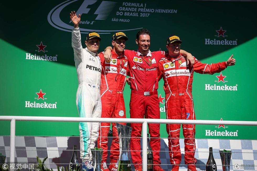 F1巴西正赛 马萨拥爱子温情告别法拉利终登顶 第1页