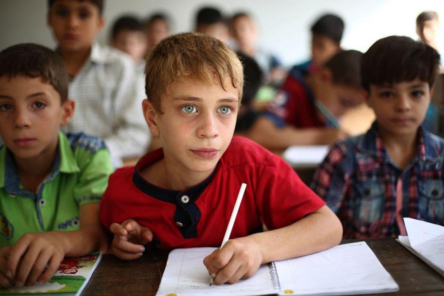 危险上学路 叙利亚学童每天面临生死考验(3) 第3页