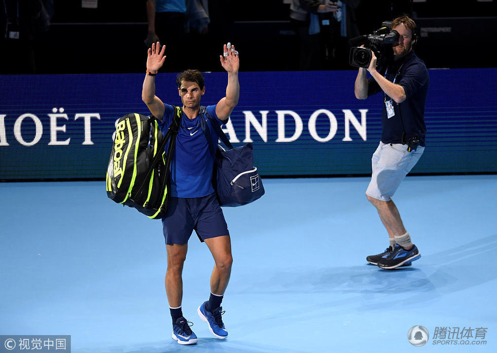 高清：ATP总决赛纳达尔首战告负 难掩失落心情(6) 第6页