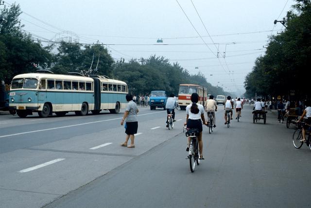 上世纪80年代中期北京交通工具 你认识几个?(7) 第7页